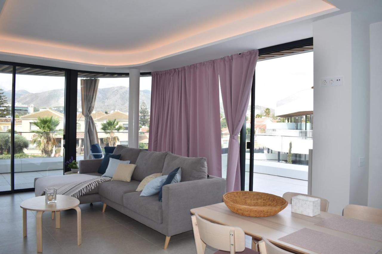 Luxury Complex Beachfront Apartment, Infinity Pool, Sauna, Gym And Large Terrace Torremolinos Dış mekan fotoğraf